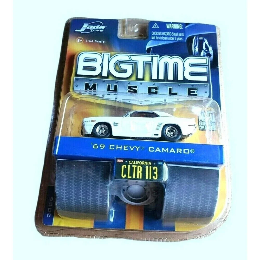 Jada Toys '69 Chevy Camaro BigTime 2006 Muscle Car White Die-Cast 1:64 MOC